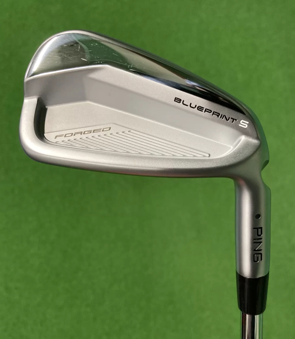 ピン ブループリント S アイアン 評価 程よい寛容性と適度な操作性を